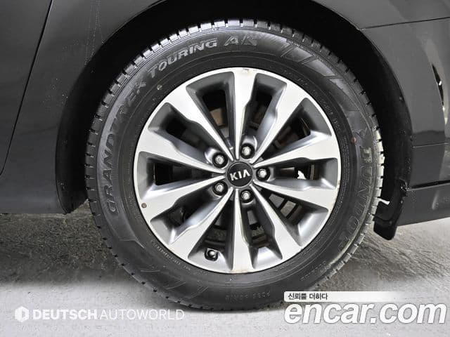 Kia All New Carnival Luxury, 2015 все фото