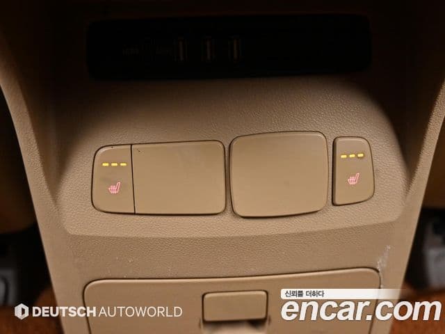 Kia All New Carnival Luxury, 2015 16