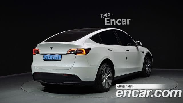 Tesla модель Y, 2024 2