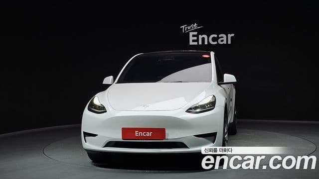 Tesla модель Y, 2024 3
