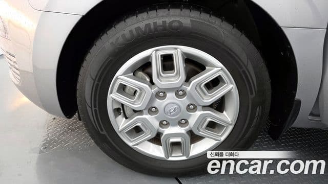 Hyundai Staria Modern, 2023 все фото