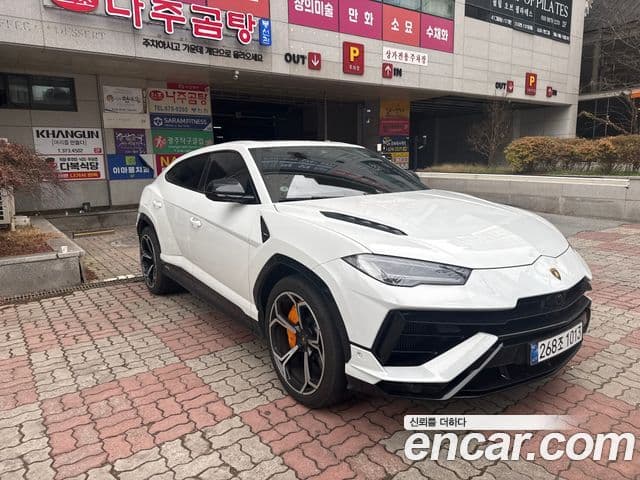 Lamborghini Urus 4.0 V8 S, 2024 1