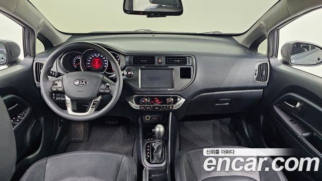 Kia All New Pride Prestige, 2012 7