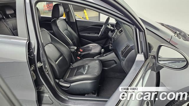 Kia All New Pride Prestige, 2012 10