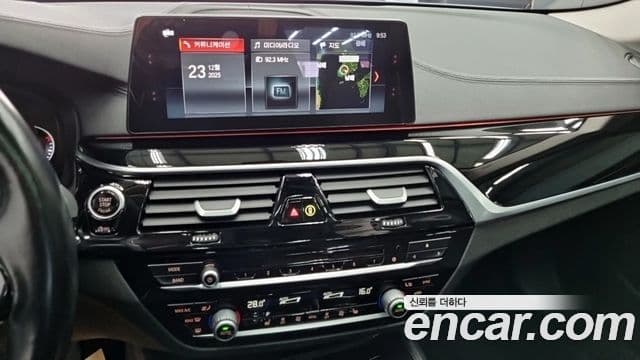 BMW 5시리즈 (G30) 520d Luxury Special Edition, 2018 10