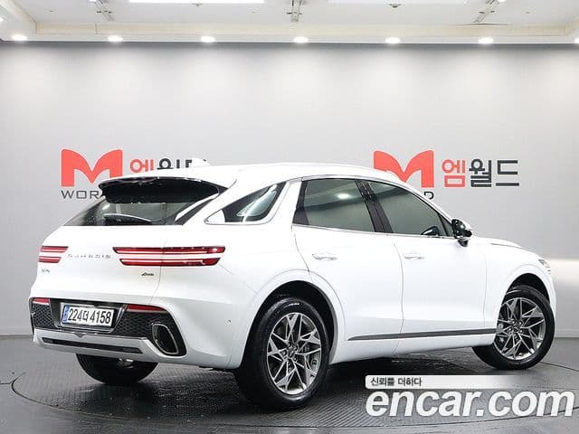 Genesis GV70, 2024 3