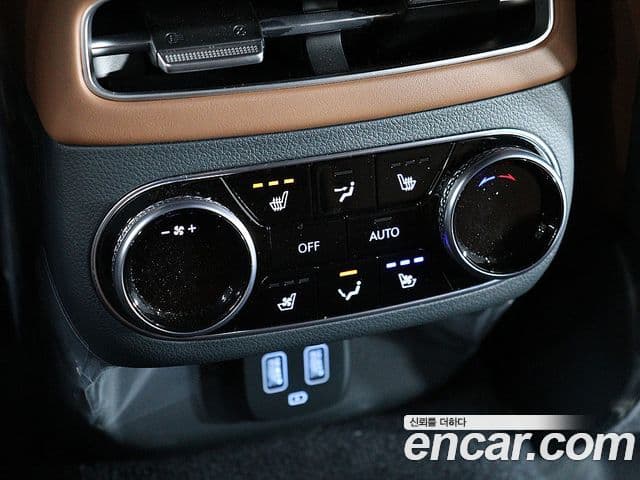 Genesis GV70, 2024 12