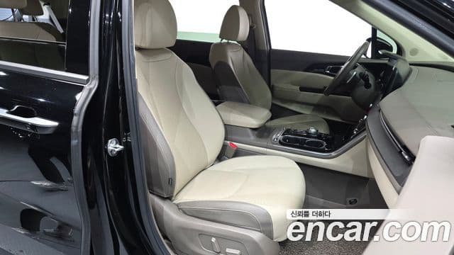 Kia Carnival 4세대 Signature, 2021 10