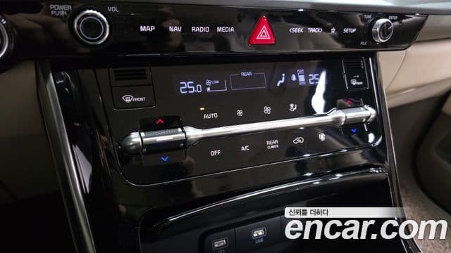 Kia Carnival 4세대 Signature, 2021 16