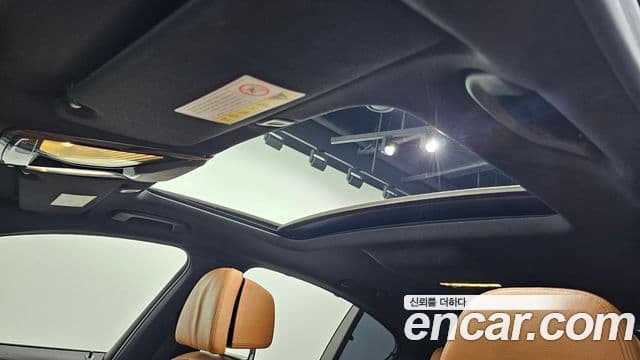 BMW 5시리즈 (G30) 520d M Sport Plus, 2017 8