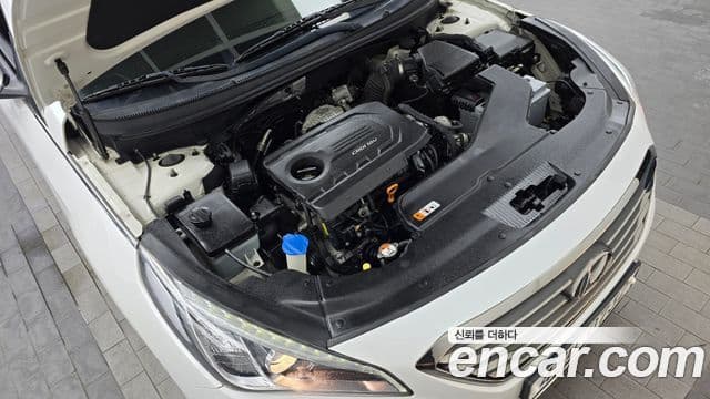 Hyundai LF Sonata 1.7 дизель Smart, 2016 6