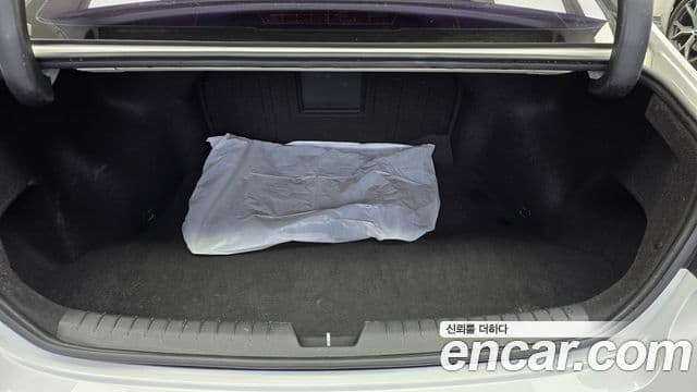 Hyundai LF Sonata 1.7 дизель Smart, 2016 20