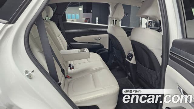 Hyundai Tucson гибрид (NX4) Inspiration 2WD, 2022 12