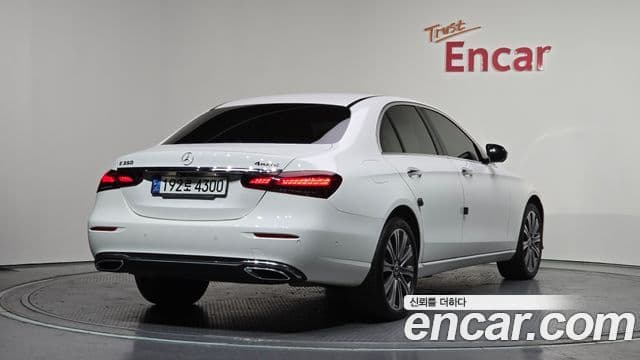 Mercedes-Benz E-класс W213 Exclusive, 2023 2