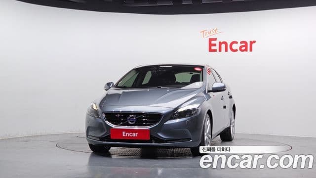 Volvo V40 2세대, 2016 3