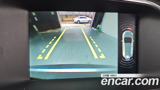 Volvo V40 2세대, 2016 14