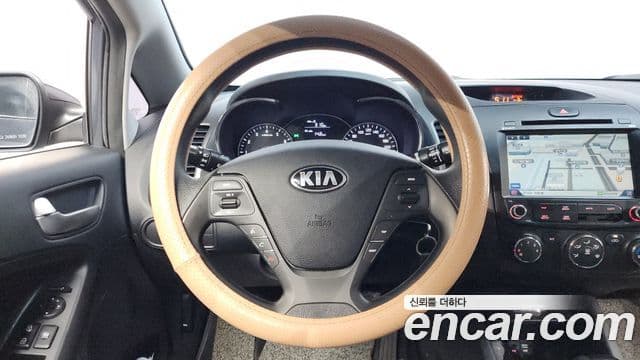Kia K3 Deluxe, 2015 13