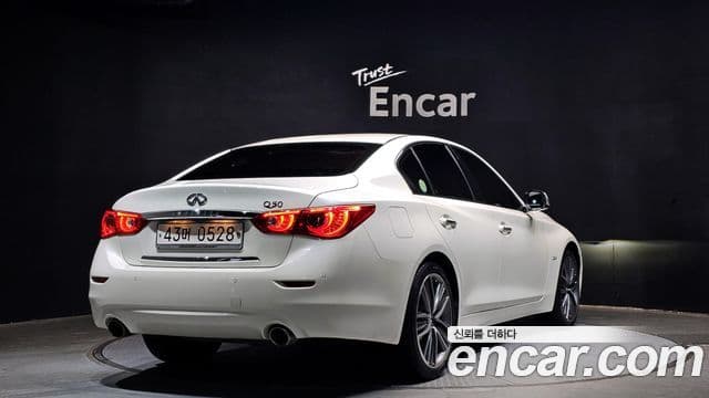 Infiniti Q50 Premium, 2016 2