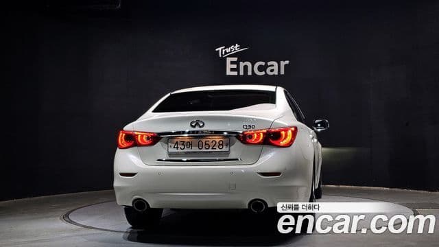 Infiniti Q50 Premium, 2016 4