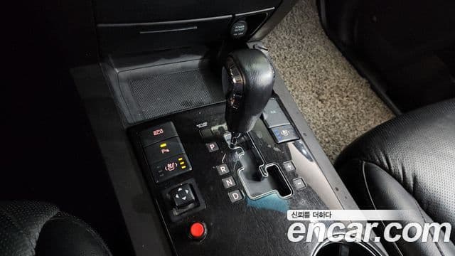 Kia Mohave 4WD KV300, 2015 9