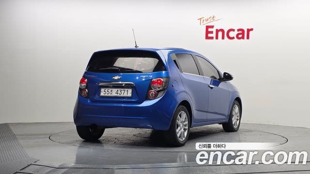 Chevrolet(GM대우) 아베오 хэтчбек топовая версия, 2014 2