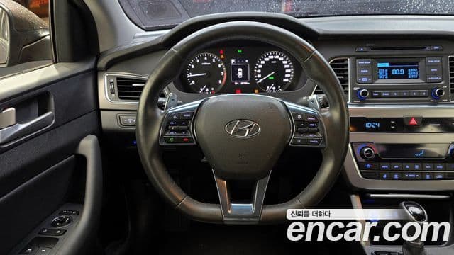Hyundai LF Sonata 1.6 турбо Smart, 2017 14