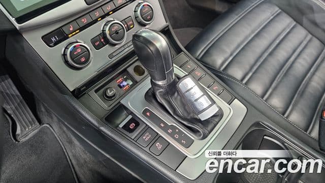 Volkswagen New CC 2.0 TDI BlueMotion, 2015 9