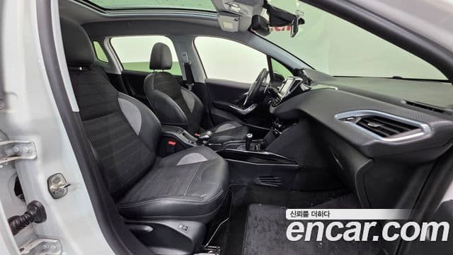 Peugeot 2008 1.6 e-HDi Felline L, 2015 10