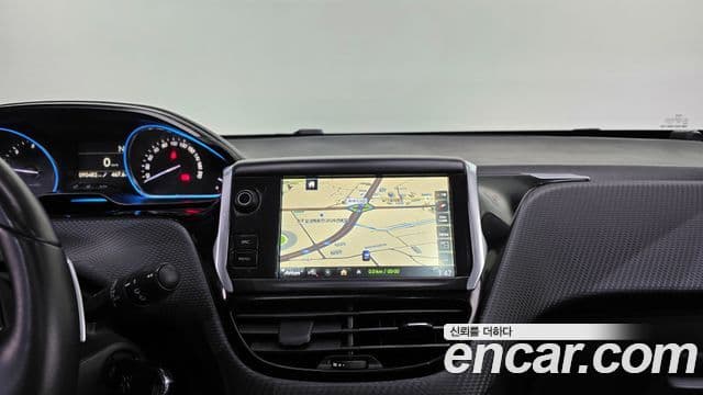 Peugeot 2008 1.6 e-HDi Felline L, 2015 16