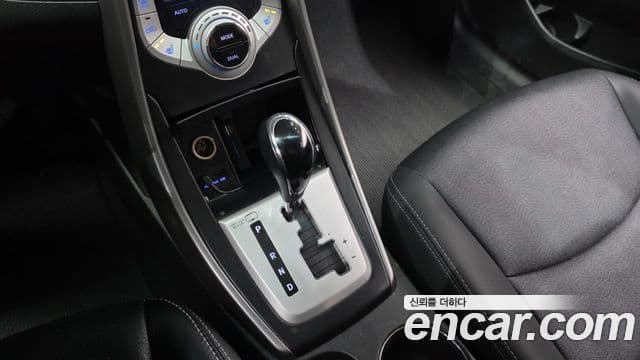 Hyundai Avante MD Luxury, 2011 9