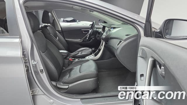 Hyundai Avante MD Luxury, 2011 10