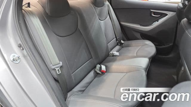 Hyundai Avante MD Luxury, 2011 12