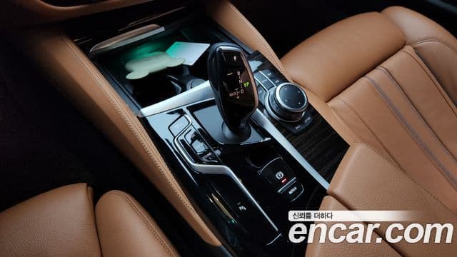 BMW 5시리즈 (G30) 520i M Sport, 2022 9