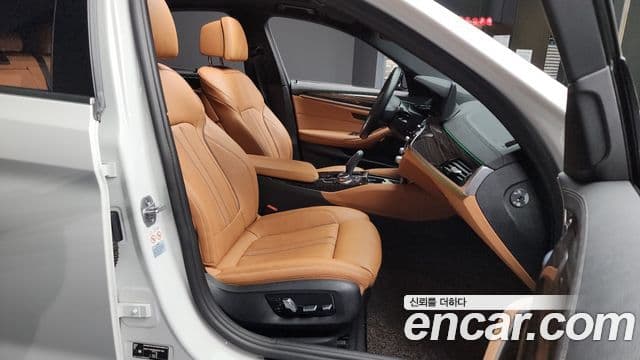 BMW 5시리즈 (G30) 520i M Sport, 2022 11