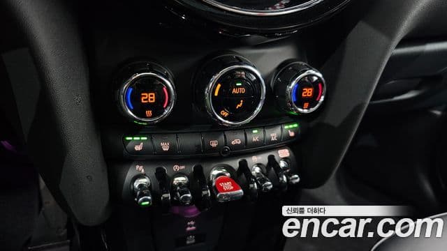 Mini Cooper S 3세대, 2024 18