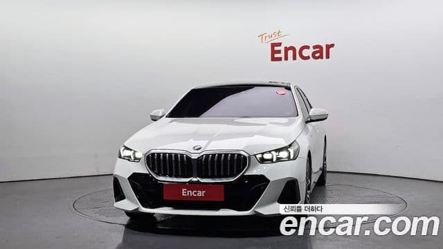 BMW 5시리즈 (G60) 520i M Sport, 2024 3