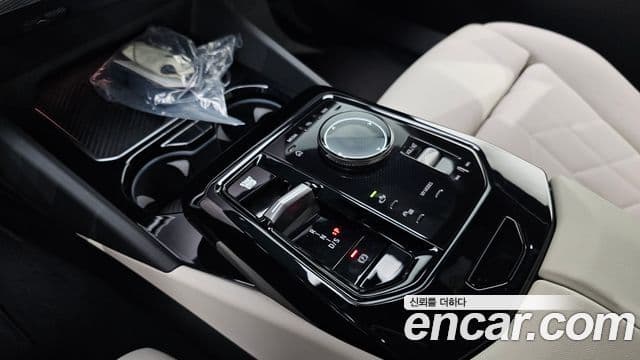 BMW 5시리즈 (G60) 520i M Sport, 2024 9