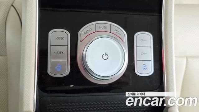 Genesis G90 (RS4) бензин 3.5 турбо 2WD, 2023 12