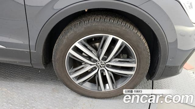 Volkswagen Tiguan 2세대 Prestige, 2023 все фото