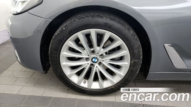 BMW 5시리즈 (G30) Luxury, 2023 все фото