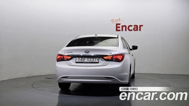 Hyundai Sonata The / новый 브릴리언트 Premium, 2013 4