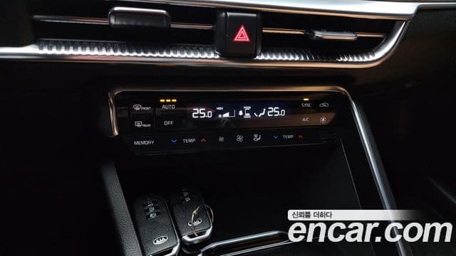 Kia K5 3세대 Signature, 2021 17