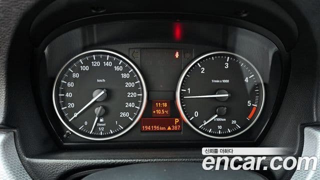 BMW 3시리즈 (E90) 320d седан M Sport, 2011 8