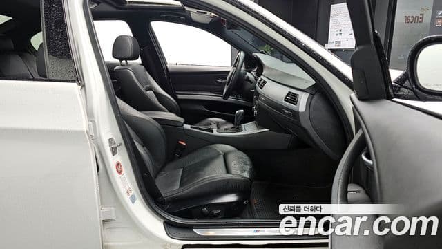 BMW 3시리즈 (E90) 320d седан M Sport, 2011 10