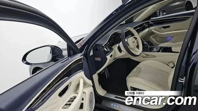 Bentley Flying Spur 3세대, 2022 10