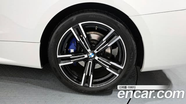 BMW 4시리즈 (G22) 420i M Sport кабриолет, 2023 все фото
