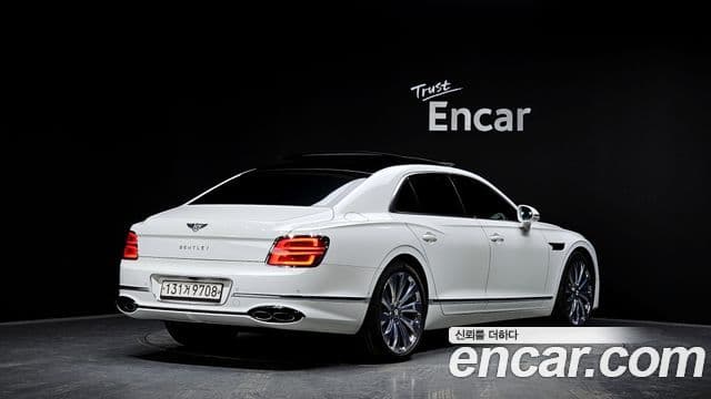 Bentley Flying Spur 3세대, 2022 2