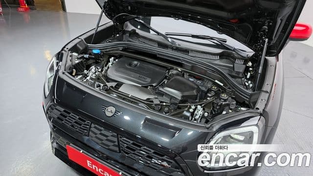 Mini Cooper S Countryman 3세대 ALL4 JCW, 2024 6