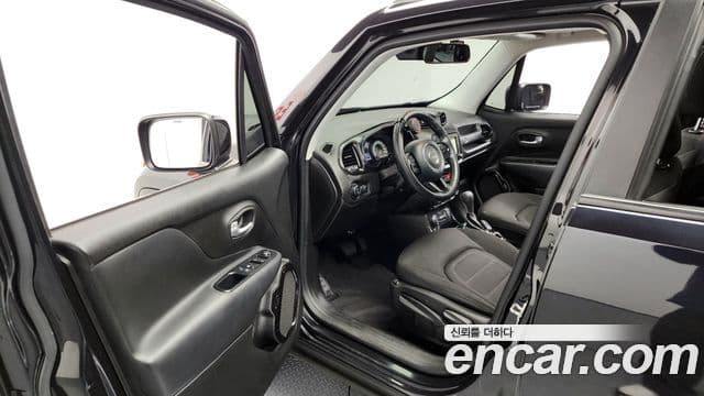 Jeep Renegade 2.0 дизель Eagle Edition AWD, 2017 10