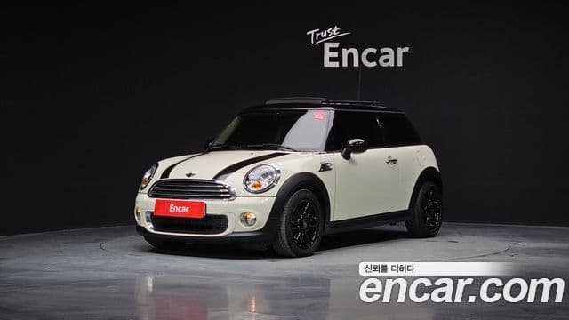 Mini Cooper Baker Street, 2013 1